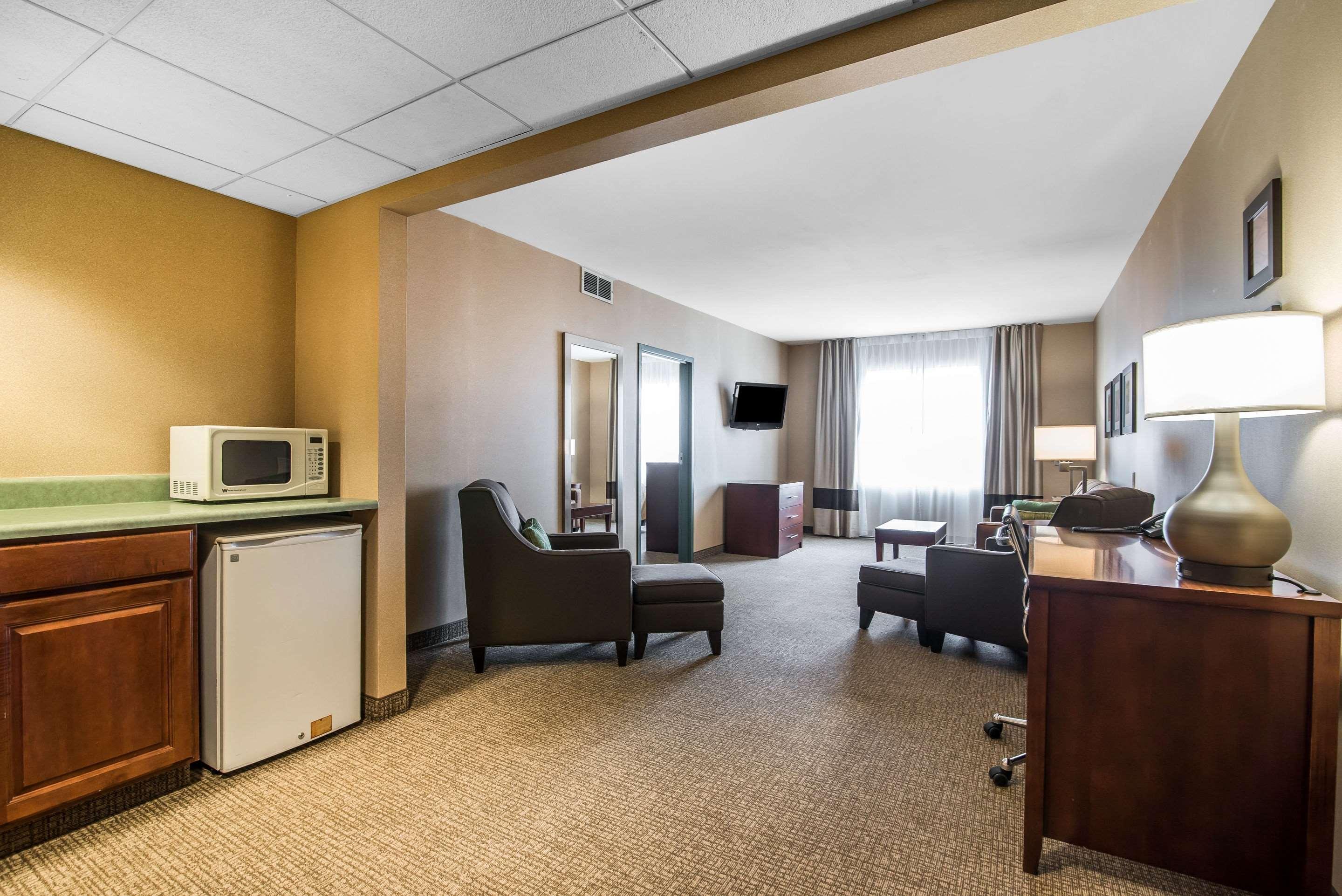 Quality Inn & Suites Towanda Екстериор снимка
