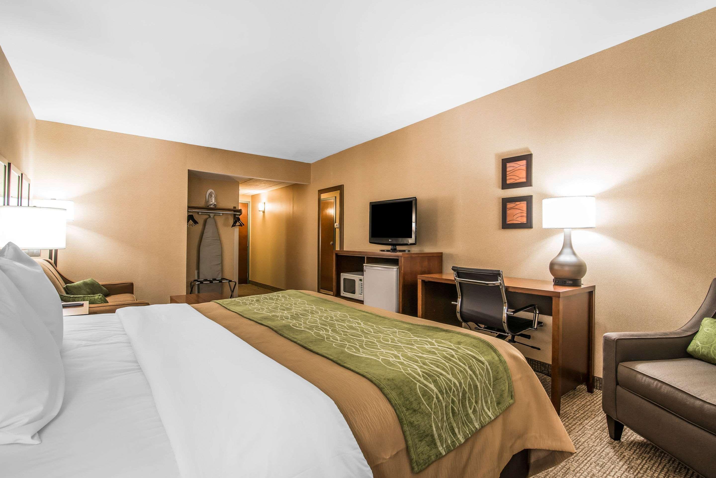 Quality Inn & Suites Towanda Екстериор снимка