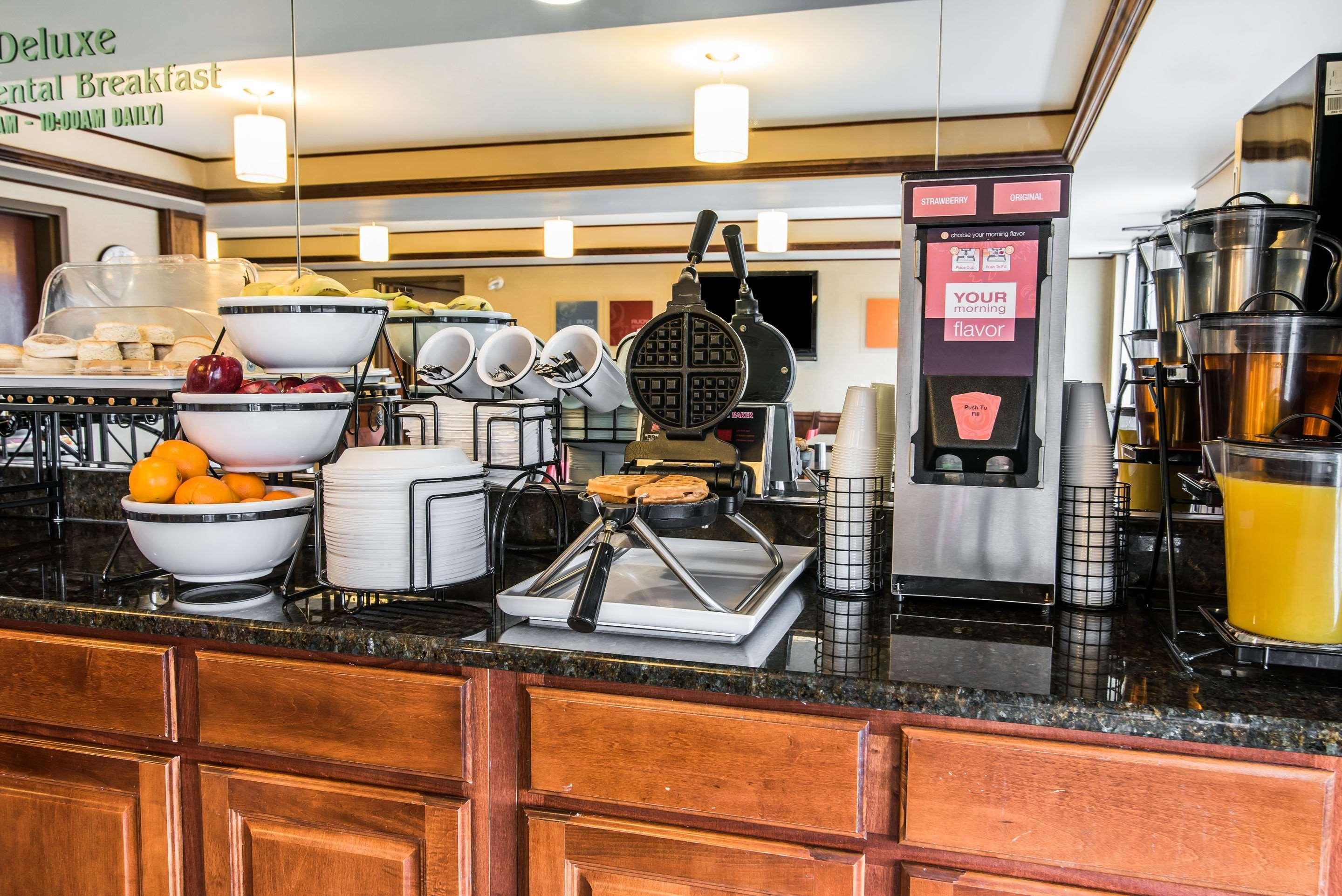 Quality Inn & Suites Towanda Екстериор снимка