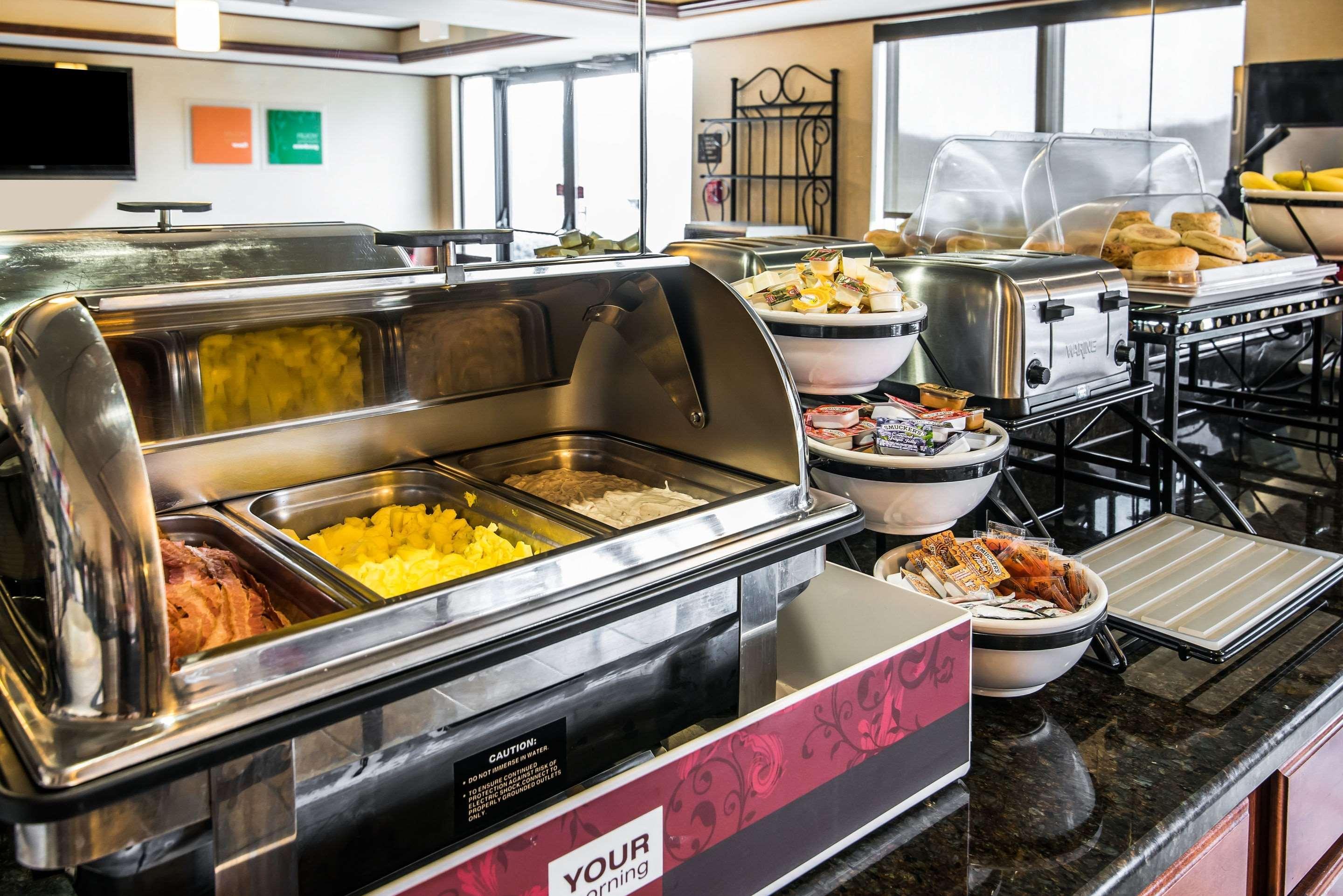 Quality Inn & Suites Towanda Екстериор снимка