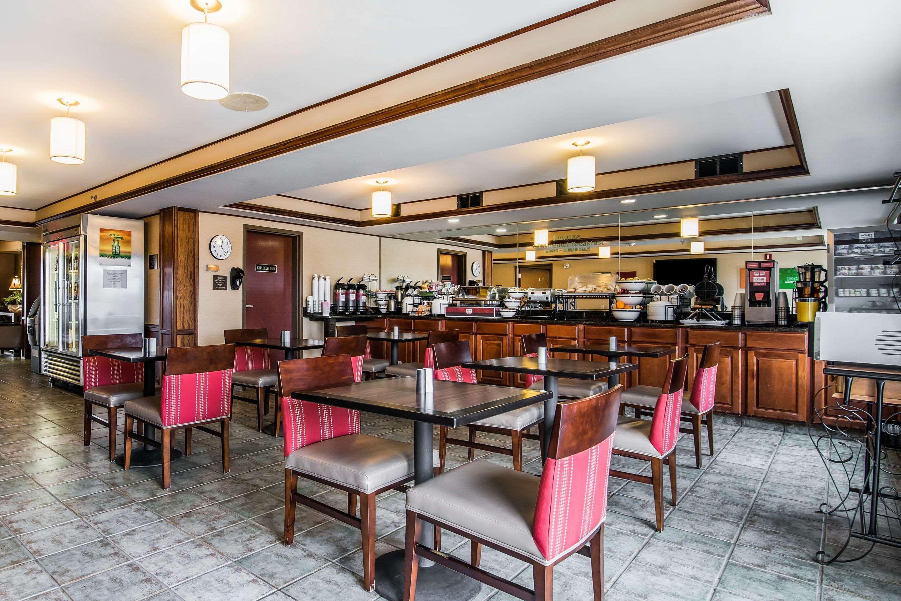 Quality Inn & Suites Towanda Екстериор снимка